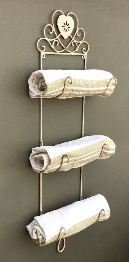 Cream Heart Wall Mounted 3 Towel Holder